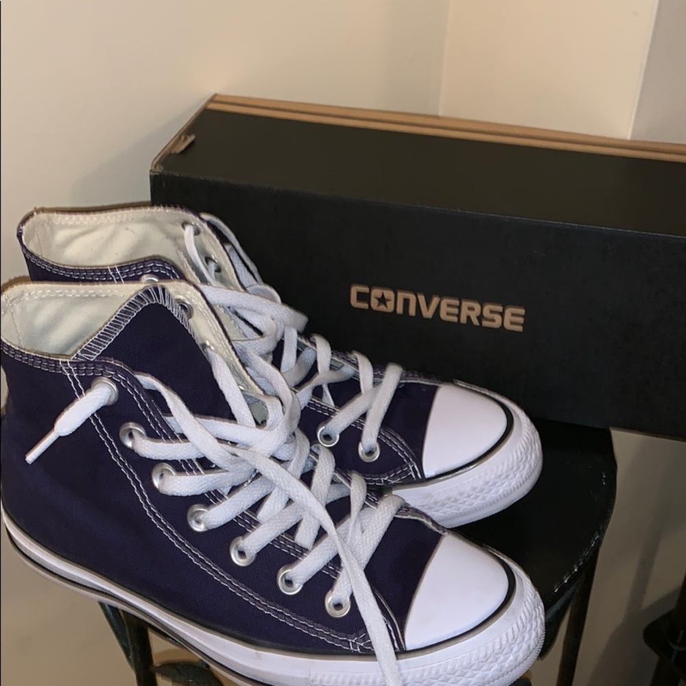 Super cute high top converse!!!!!!
